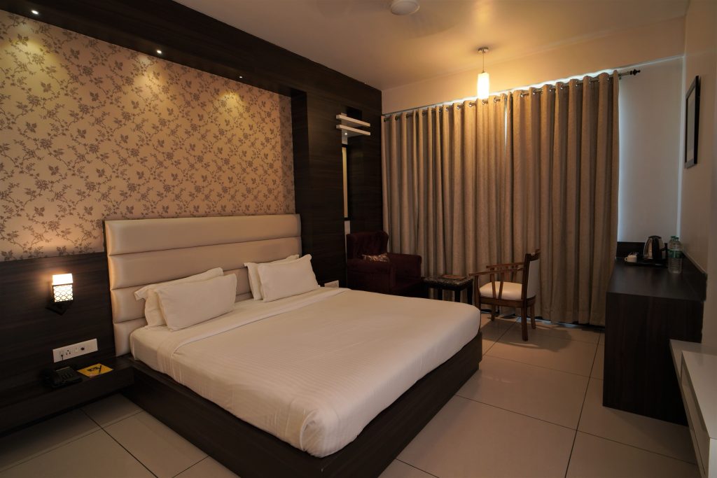 luxury-room-hotel-kishangarh