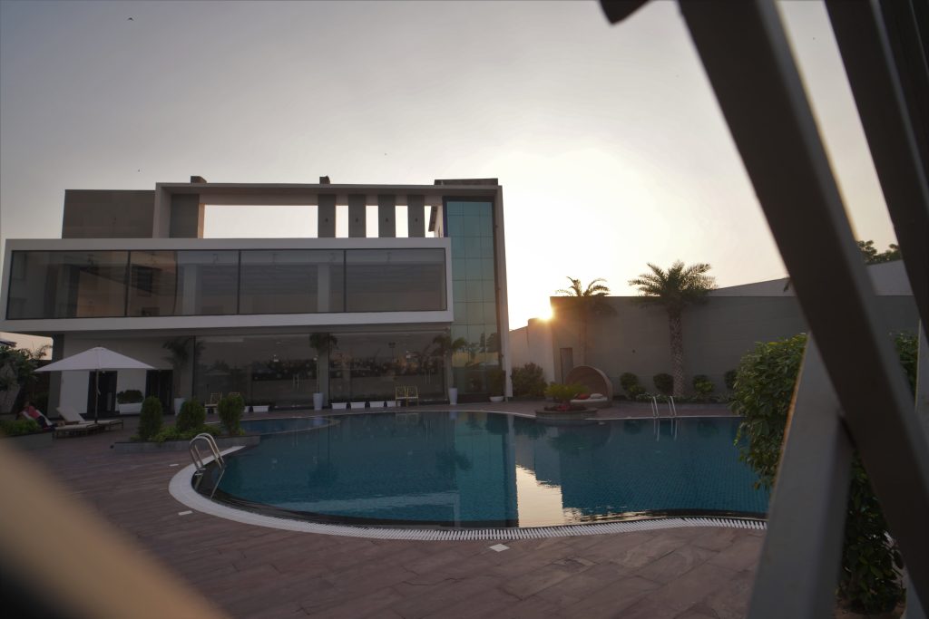 best-sunset-view-hotel-in-kishangarh