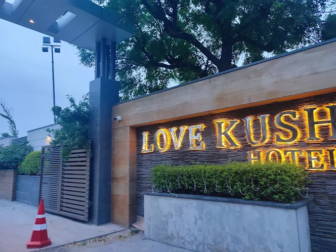 Best hotel in india
